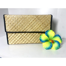 Load image into Gallery viewer, Handwoven Rectangular Clutch
